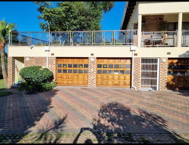 4 BEDROOM HOUSE FOR SALE IN REGENCY PARK
